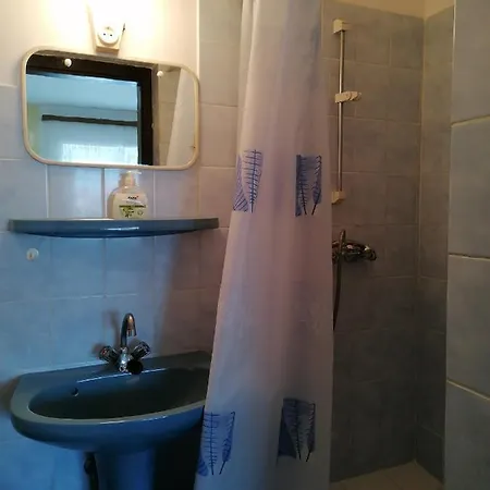 Ildiko Vendeghaz Homestay